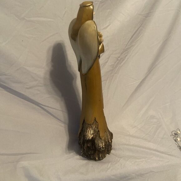 EUC Tree Angel Figurine resin Lily spiritual statue tabletop ‎ 16”x 4” - Picture 8 of 12